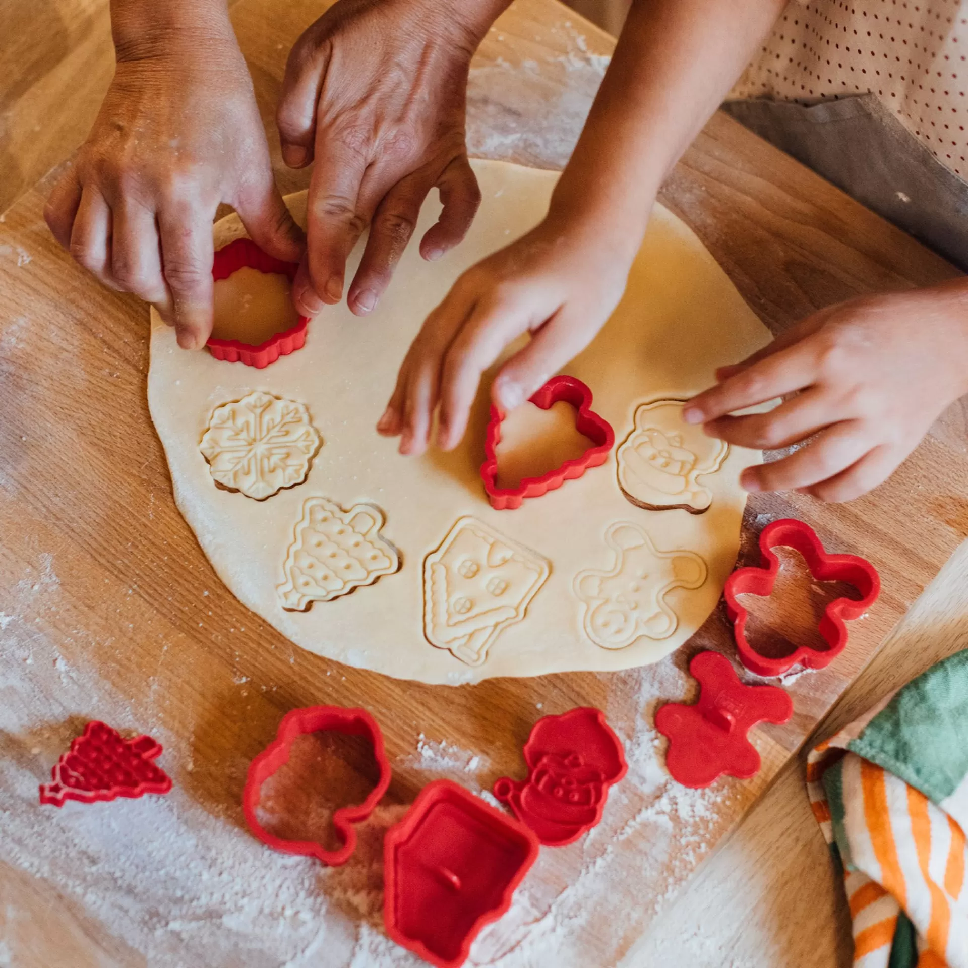 Legami Milano Set di 5 Formine per Biscotti con Timbro - Cookie Time!- Altri Accessori Cucina | Accessori Natalizi