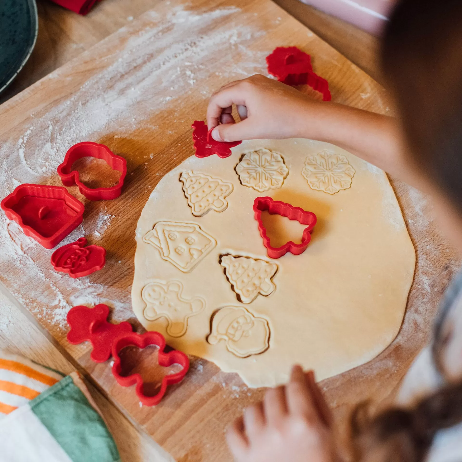Legami Milano Set di 5 Formine per Biscotti con Timbro - Cookie Time!- Altri Accessori Cucina | Accessori Natalizi